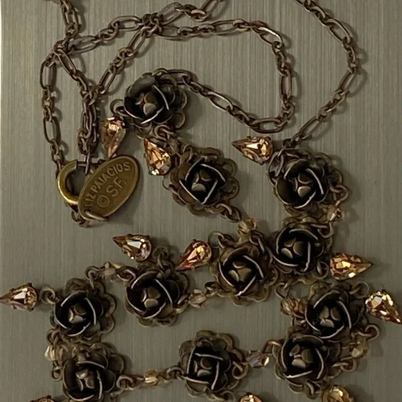 Liz Palacios Signed Pear-Shaped CrystalFlower Choker Necklace - Picture 6 of 14